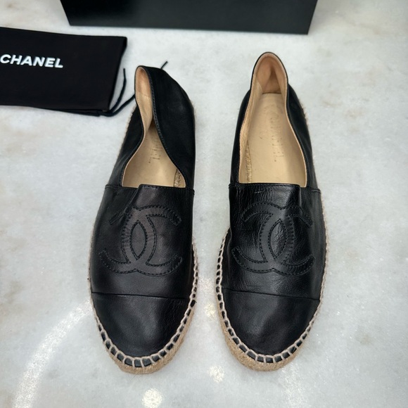 Chanel leather espadrilles size 39 - Picture 4 of 7